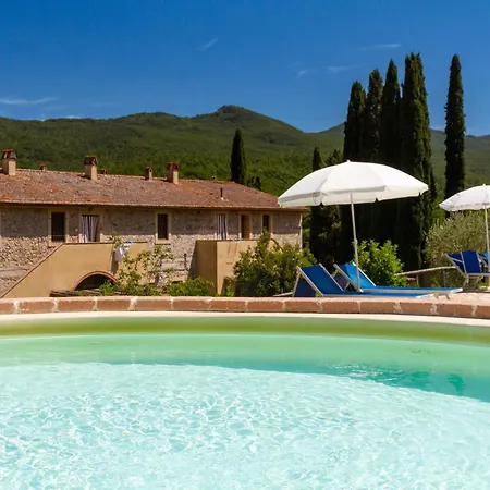 With One Bedroom, Kitchen, Bathroom Garden And Shared Pool Ferienhaus